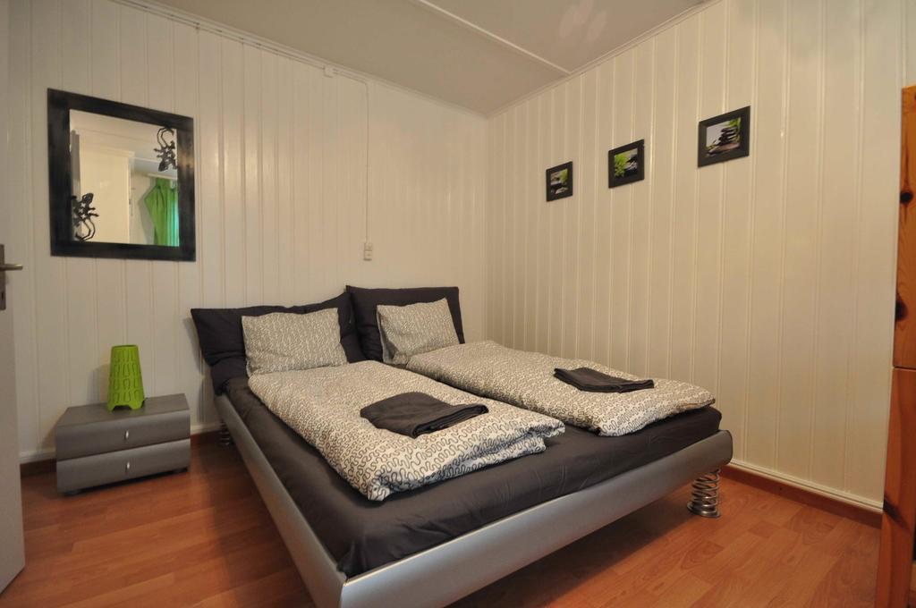 Interlaken Town House Sleeps 12 guests Central Kamer foto